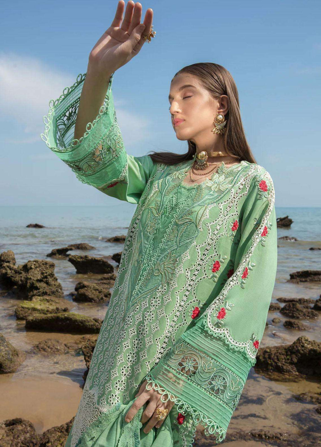 Crimson Luxury Lawn 3PC Unstitched Suit – Elegant & Premium Quality