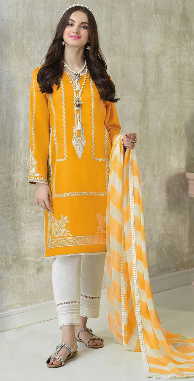 Asim Jofa Luxury 3PC Lawn Suit with Diamond Dupatta – Elegant & Premium Quality