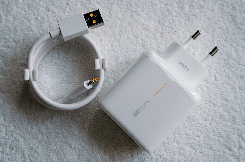 OPPO 65W Super VOOC Smart Charger with Fast Charging