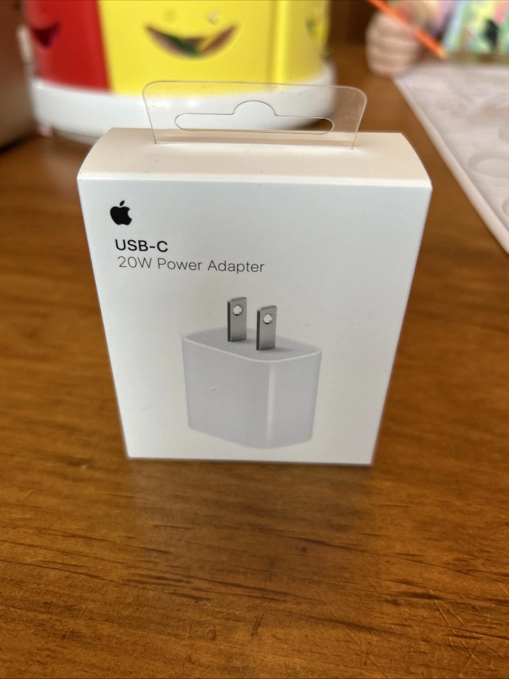 Power Adapter 20W USB-C